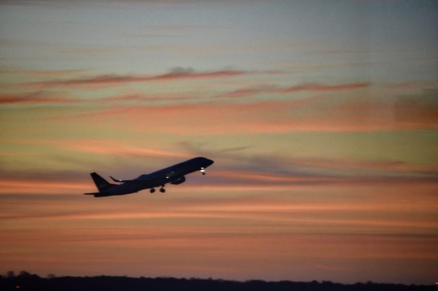 plane-taking-off-from-boston-logan-airport-right-b-GH6DGMW